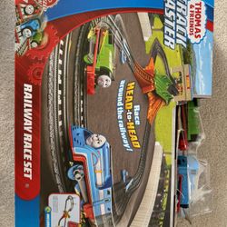 Thomas And Friends Motorized Engines Track Set