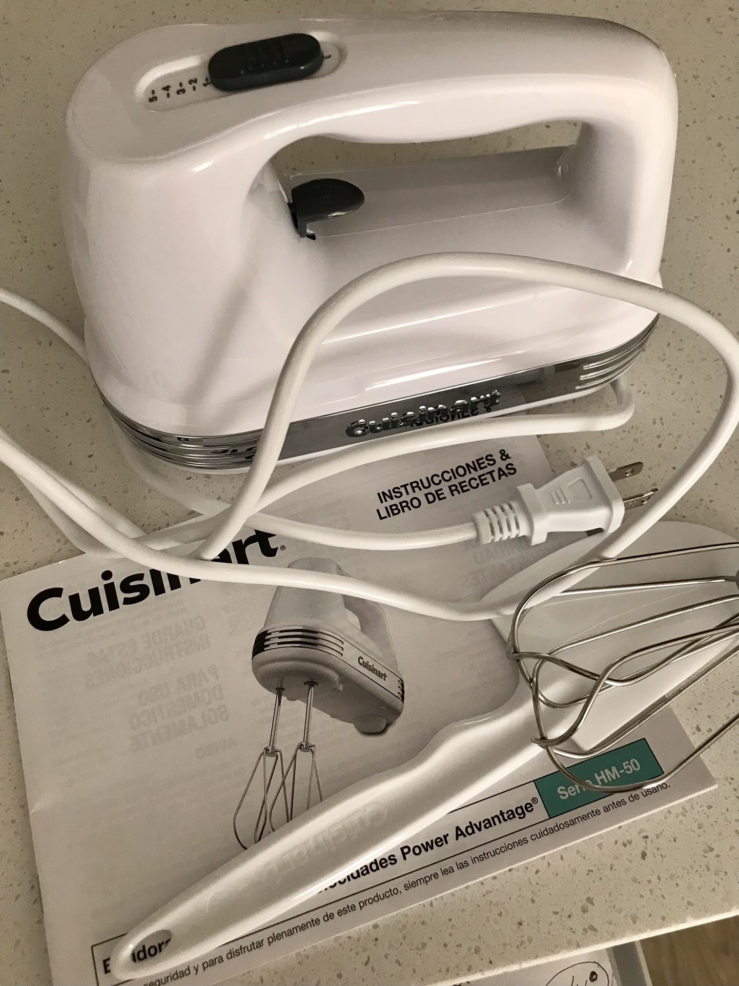 Cuisinart Power Advantage 5-speed Hand Mixer (new)