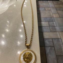 Lion Pendant Gold Chain