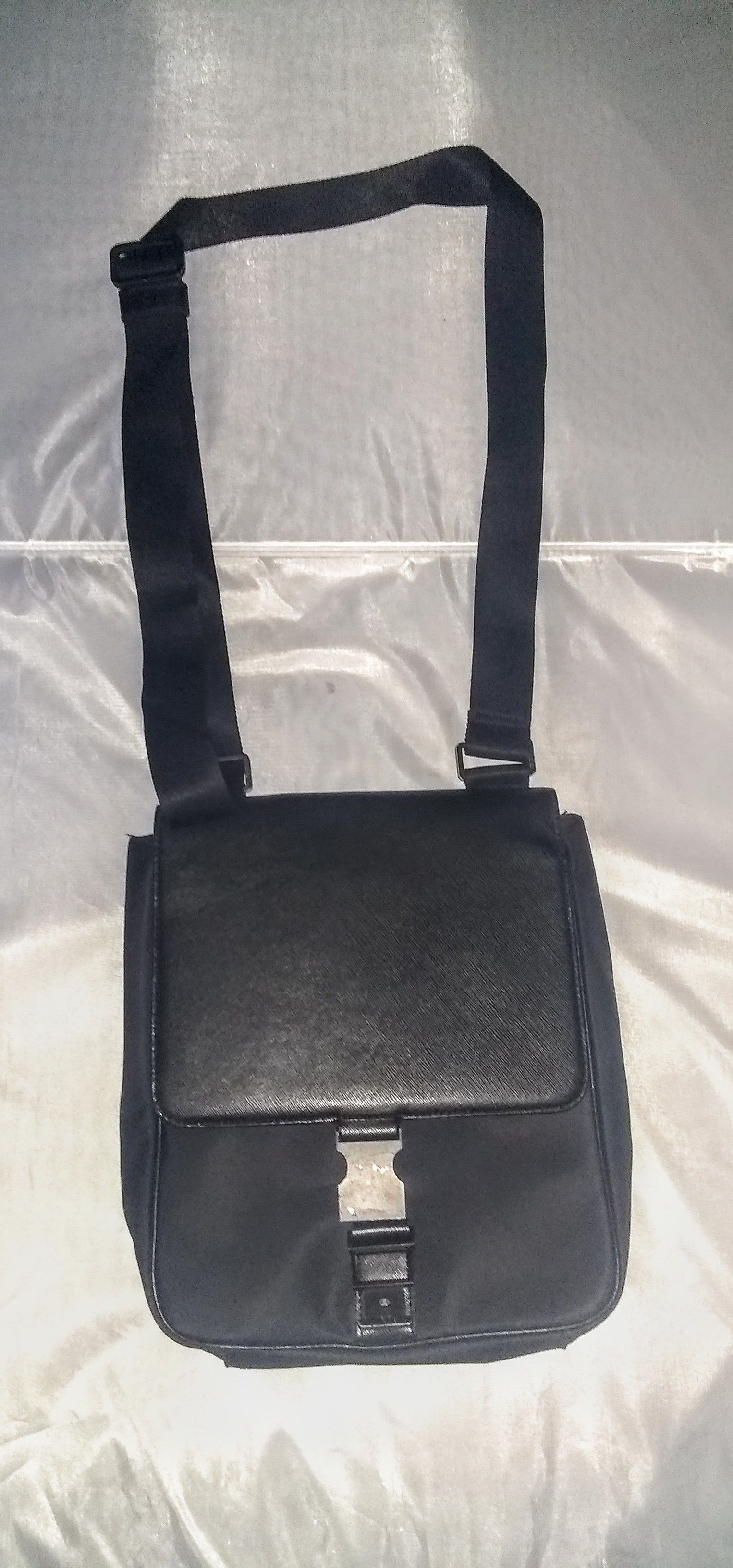 Calvin Klein Messenger Bag