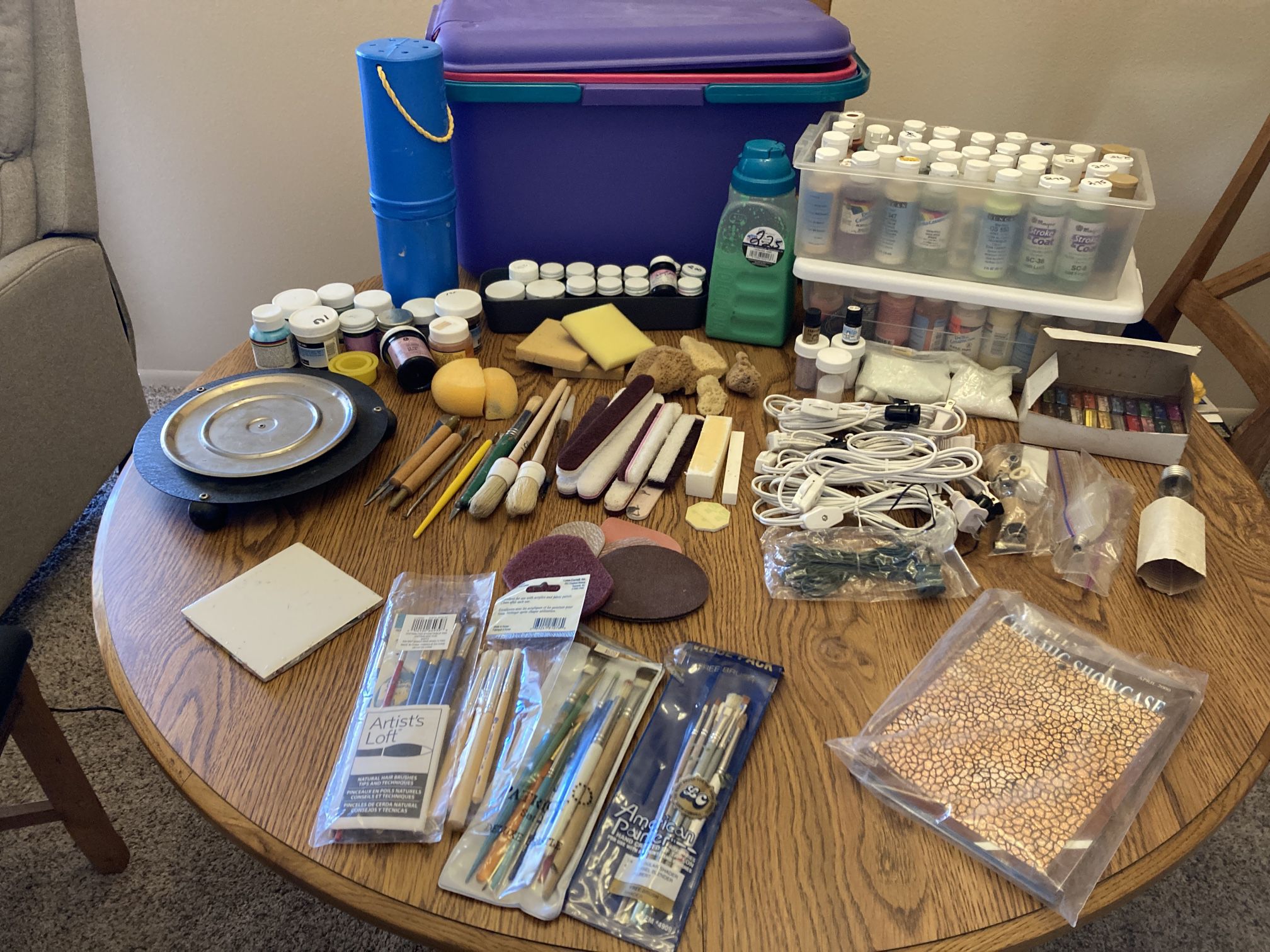 Paint/Ceramics Supplies Assortment