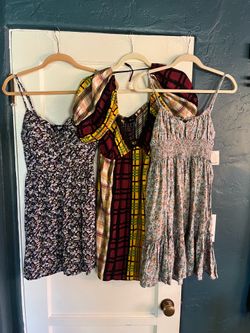3 women’s summer dresses -size medium
