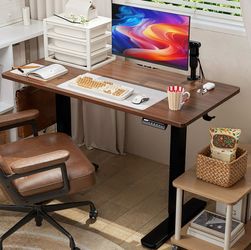 Electric desk