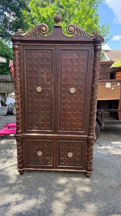 Armoire