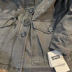 Levi's Women's Cotton Four Pocket Hooded Field Jacket Utility Medium winter