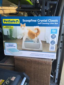Litter box self cleaning