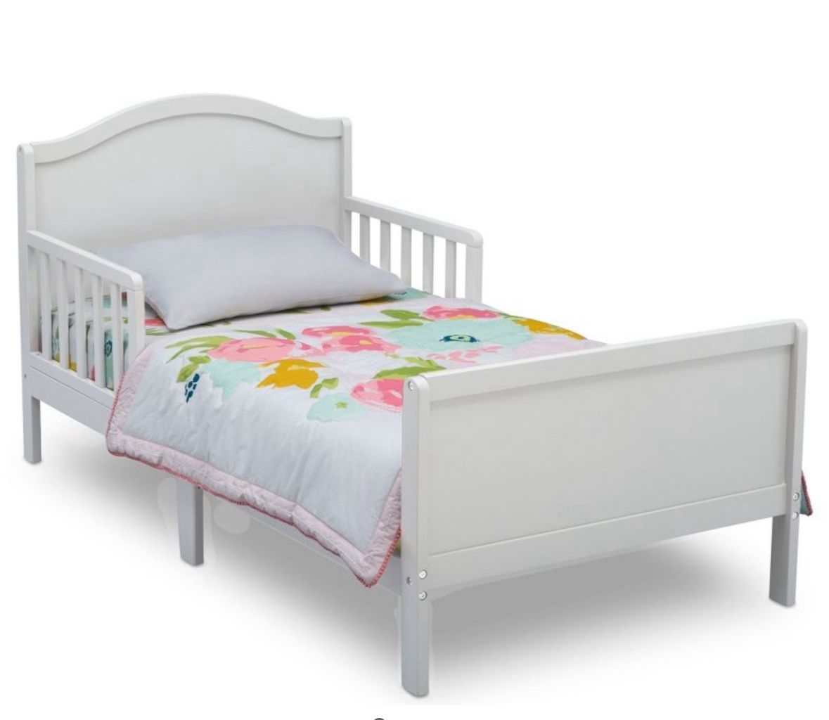 Delta Children Bennett Toddler Bed With Mattress