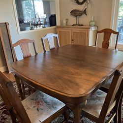 Queen Anne Dining Set 