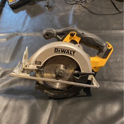 Dewalt Circular Saw