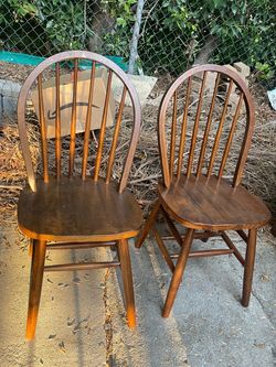 Windsor Style  Wood Dining Chairs – Set of 2