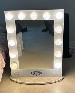Vanity Girl Hollywood Mirror
