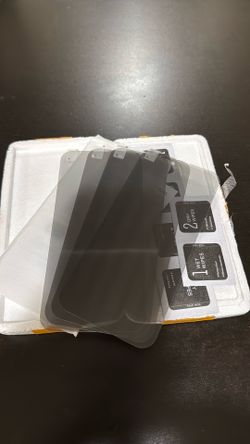iPhone 16 pro max privacy tempered glass