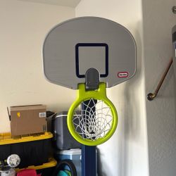 Basketball Hoop 