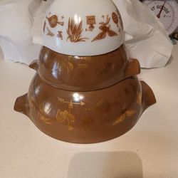 Pyrex Cinderella Bowls