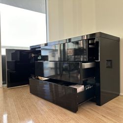 Black Gloss Cabinet With Drawers 
