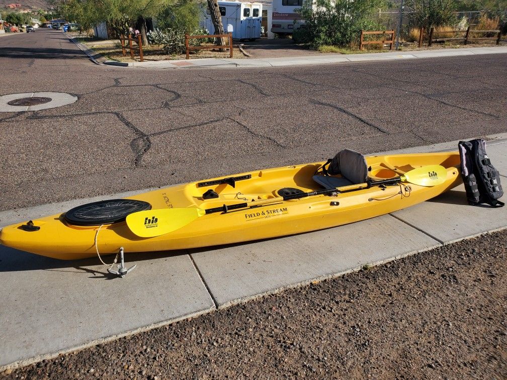 Field & stream eagle talon kayak for Sale in Phoenix, AZ OfferUp