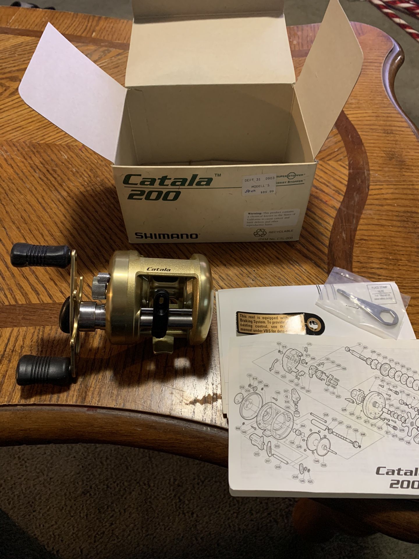 SHIMANO Catala 200 fishing reel BRAND NEW