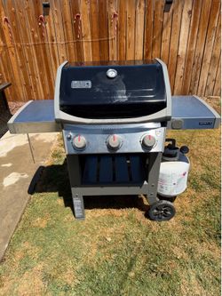 Weber propane grill