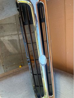 Toyota 1995 Front Cromo Cover