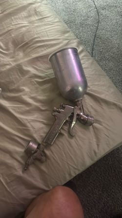 Devilbiss HVLP paint gun