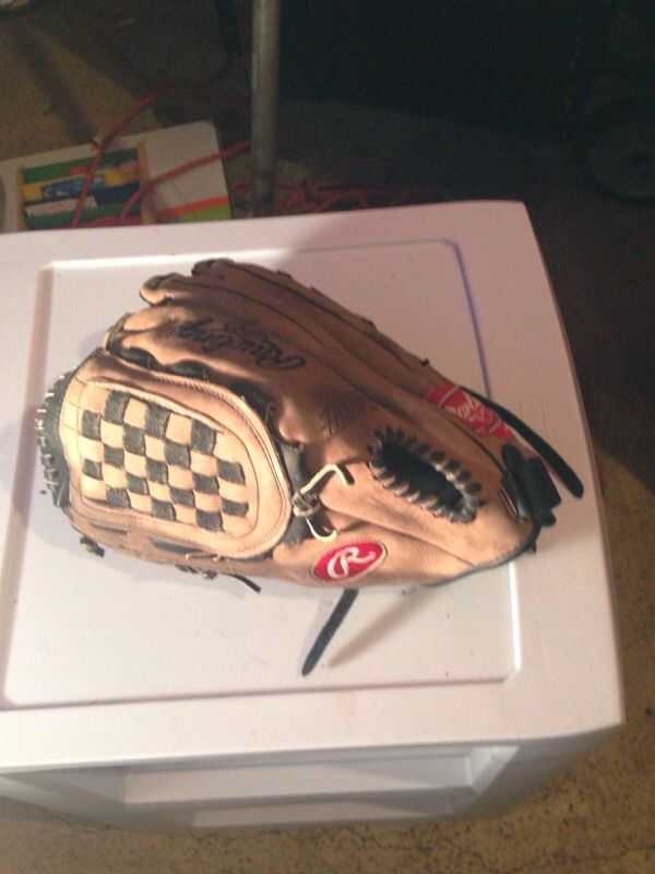 Rawlings millennium series baseball glove