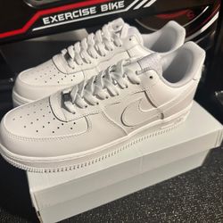 Air Force 1s White (size 11)
