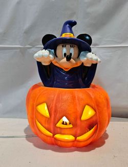 Vintage 1996 Trendmasters Disney Minnie Mouse Witch Light Up Jack-O-Lantern!