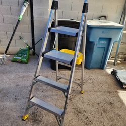 Gorilla Ladders 