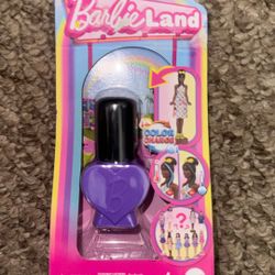 Mini Barbie land 