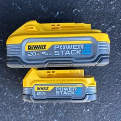 DEWALT POWER STACK BATTERY DRILL ( 2 BATTERIES)