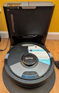 Shark matrix 2 in one robot vacuum
