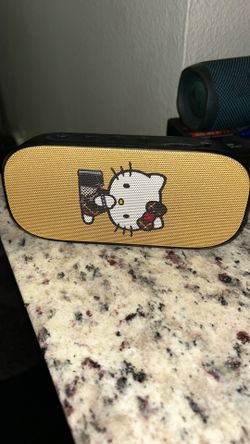 Hello kitty speaker