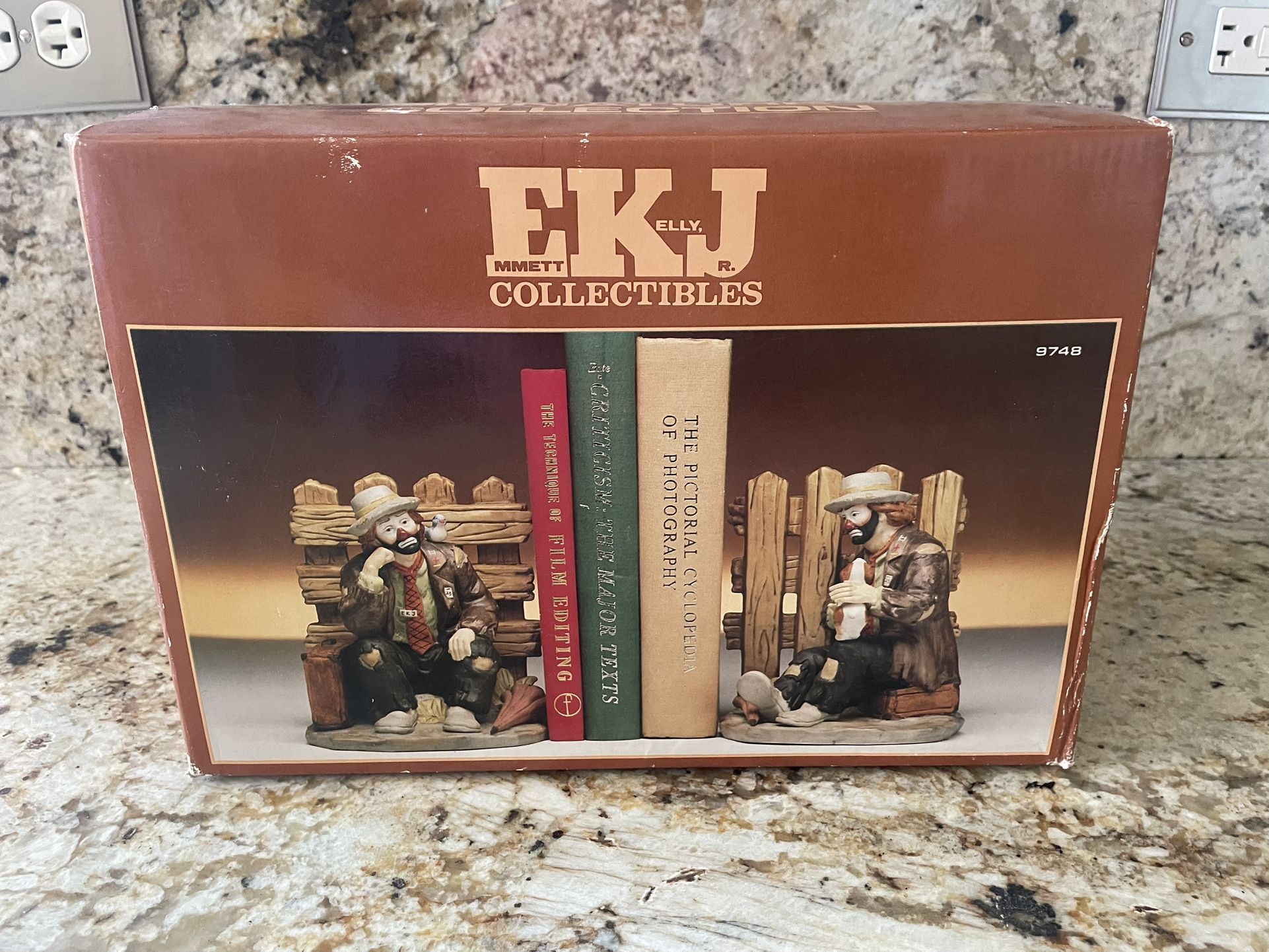 Emmett Kelly Jr. Sitting Clowns Book Ends by Flambro