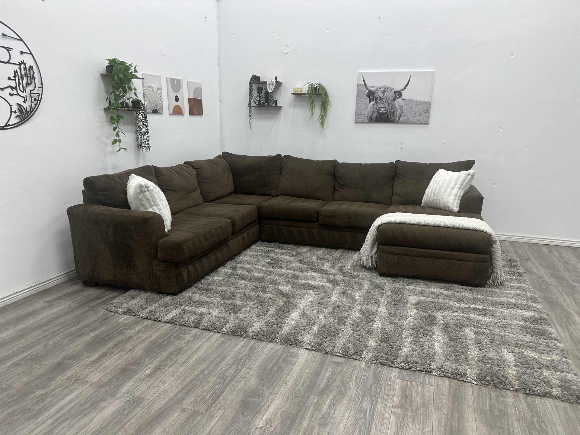 Brown Sectional Couch - Free Delivery
