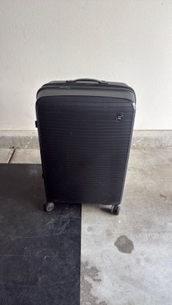 XL suitcase