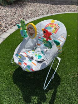 Infant bouncer seat