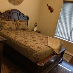 Ashley Qeen Bedroom 3 pcs / REDUCED PRICE 