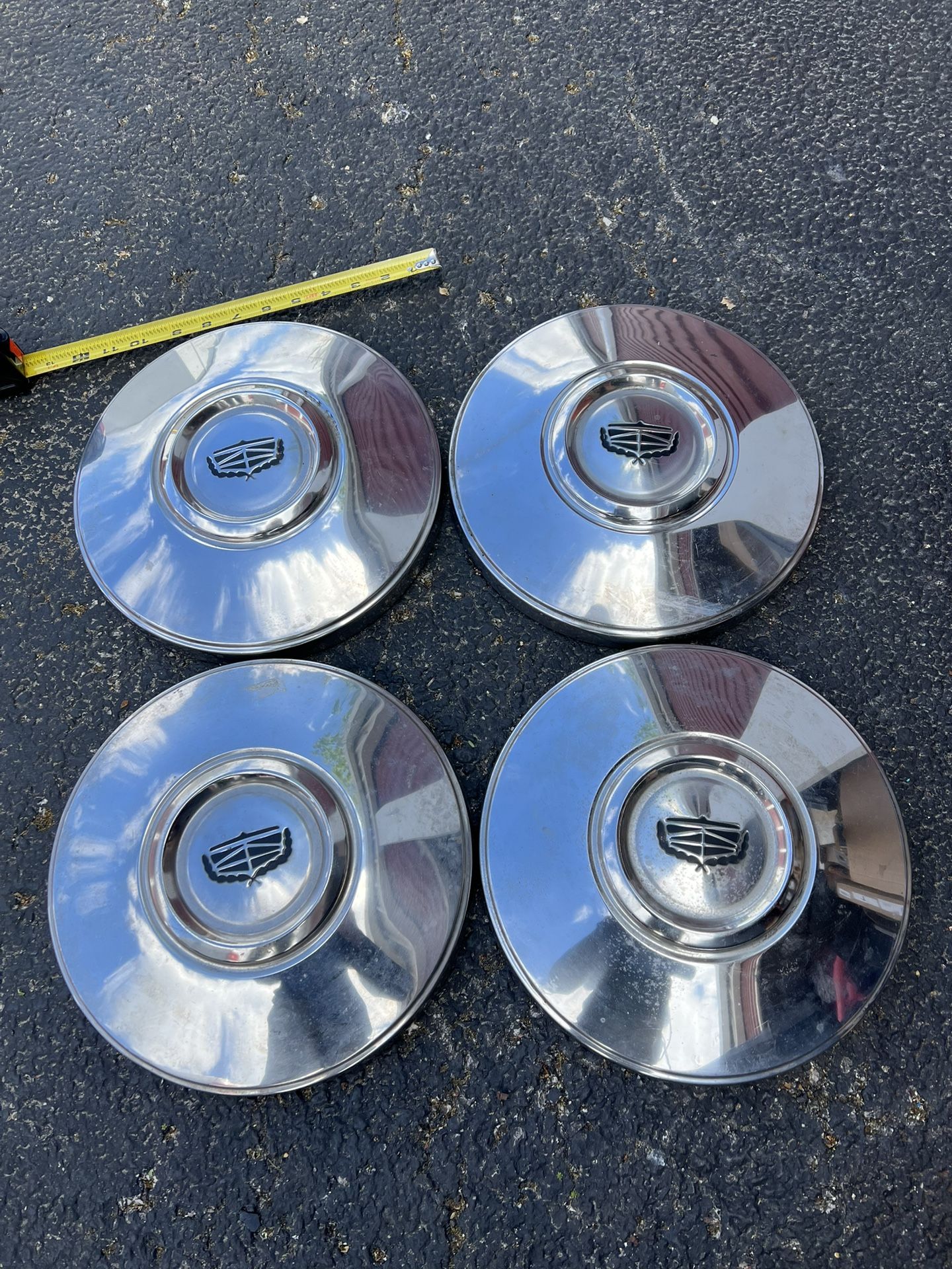 VINTAGE 1970s Ford Galaxie Ltd Mercury Cop Car Poverty Hub Cap