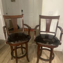 2 Wooden Barstools 