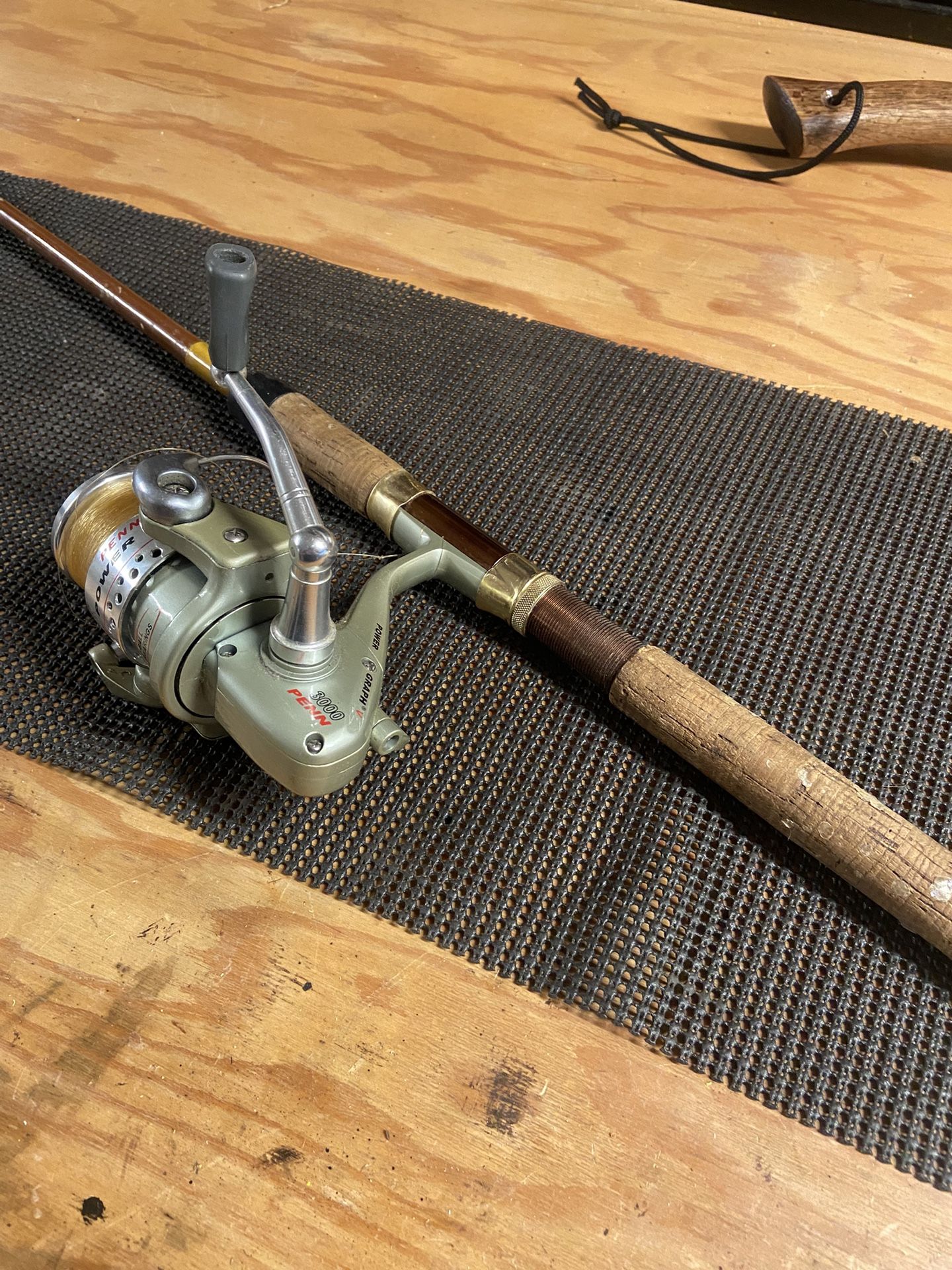 Penn 3000 Power Graph V (VPG3000) + 7’ Rod