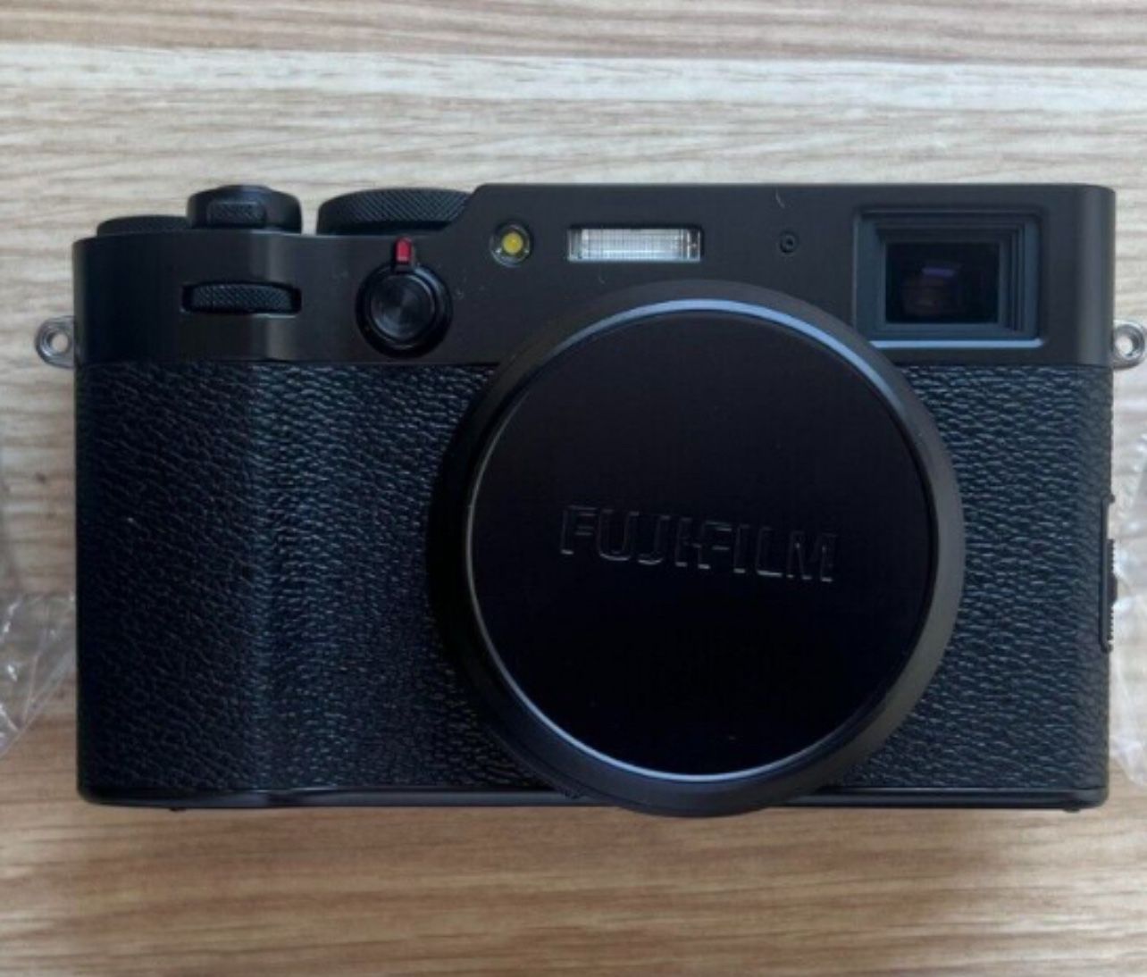 DIGITALFUJIFILMĂ—100VBLACK