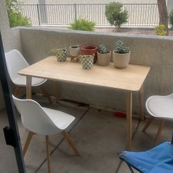 Outside Table With 3 Chairs