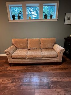 Stickley Sofa (MCM style)