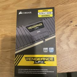RAM: Corsair Vengeance LPX 32GB (2x16GB) DDR4 3600MHz CL18