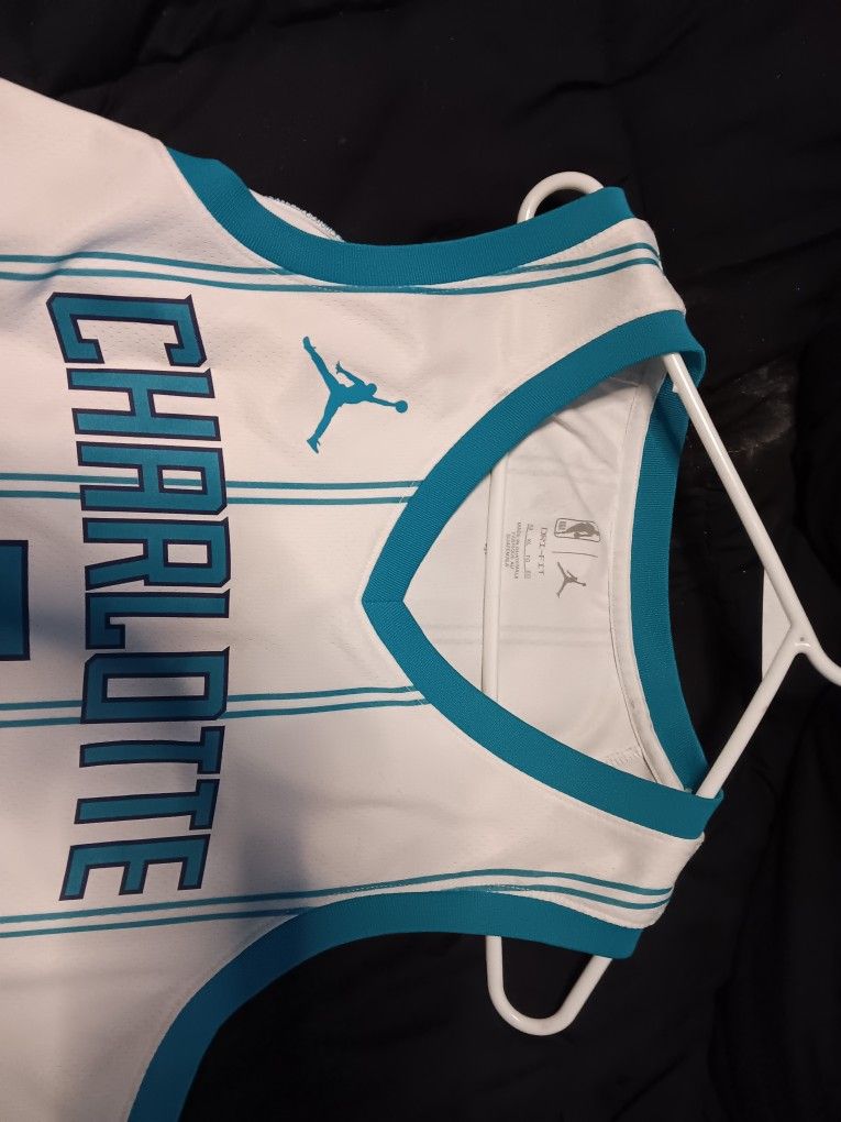 Charlotte Hornets Official Jersey