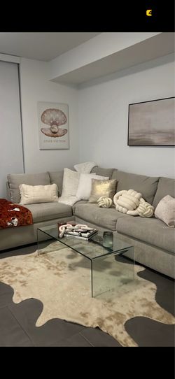 Modern Tempered Glass Coffee Table – Excellent Condition