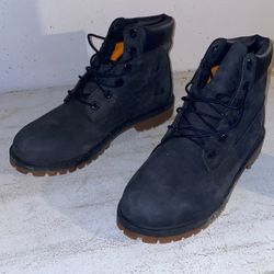 Navy blue Timberlands 