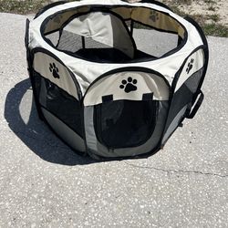 Small dog play pen
