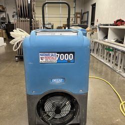 Dehumidifier 