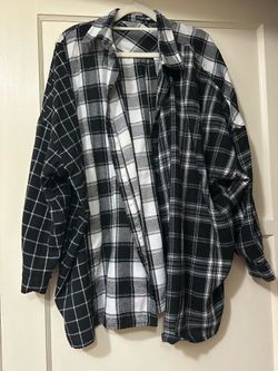 Black and white plaid flannel, oversized fashion nova medium ￼